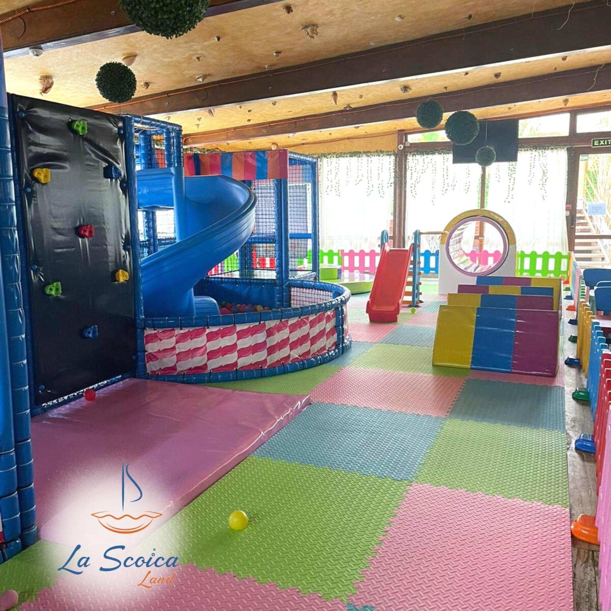 Hotel La Scoica Land Неводарі Екстер'єр фото